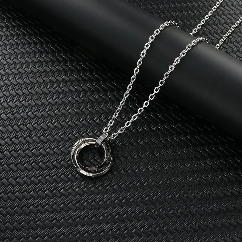 WorldNorse Three Interlocking Circle Ring Necklace