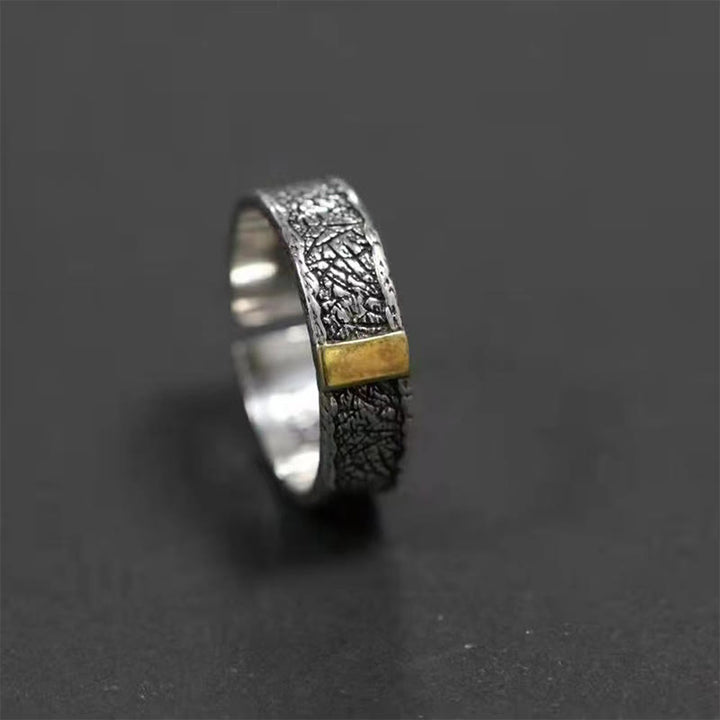 WorldNorse Guidance Gold Line Ring