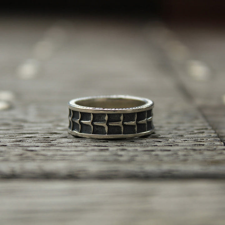 WorldNorse Retro Scale Texture Ring