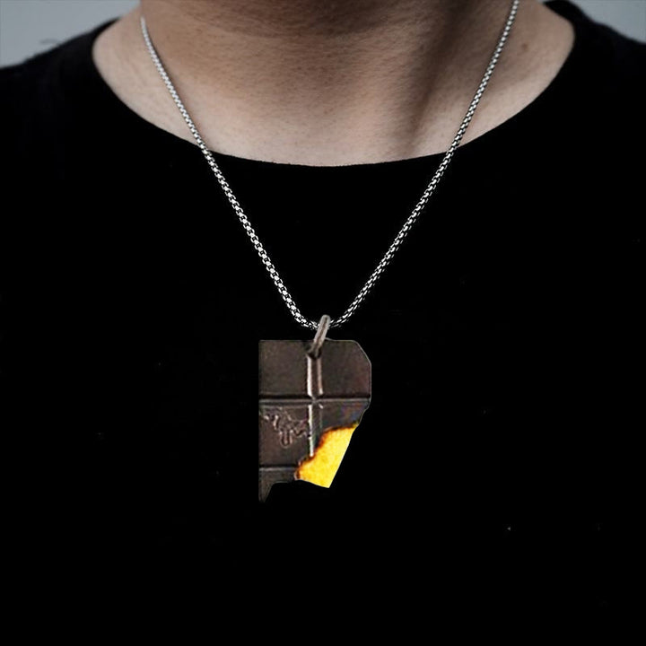 WorldNorse Black Gold Geometric Fragment Necklace