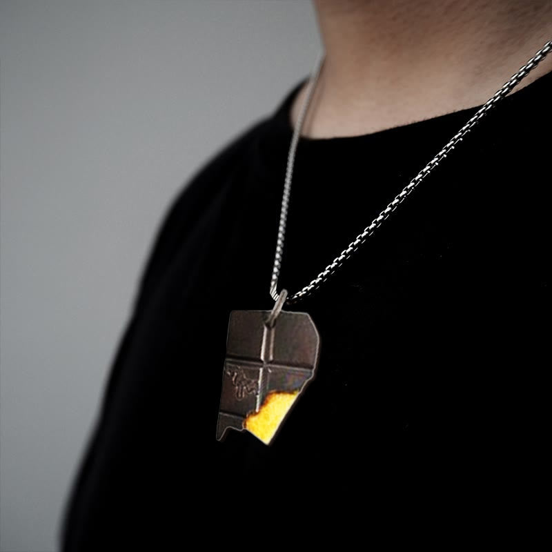 WorldNorse Black Gold Geometric Fragment Necklace