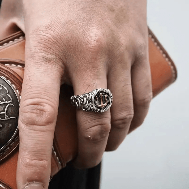 WorldNorse Poseidon Trident Battle Ring - image 7