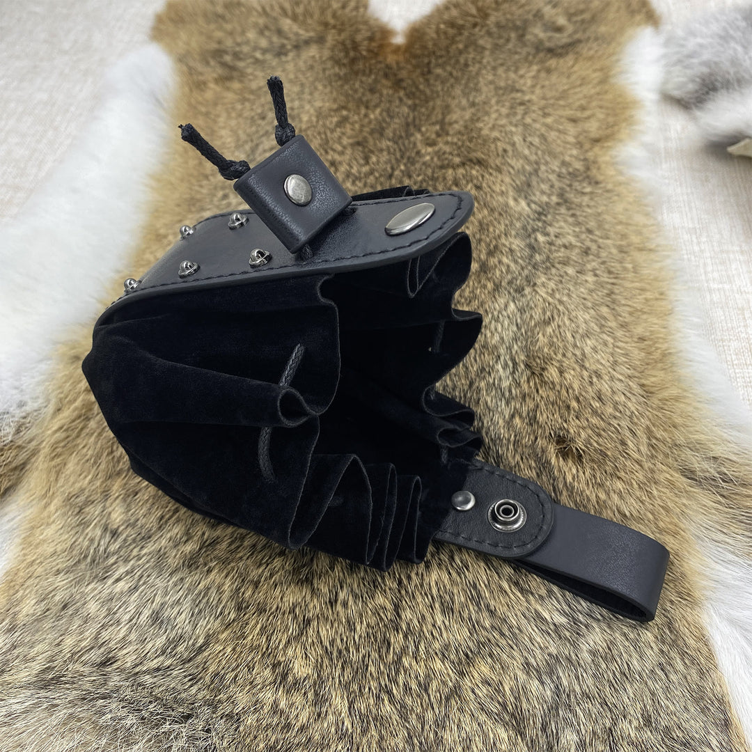 WorldNorse Rivet Accent Leather Belt Pouch Bag