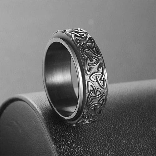 WorldNorse Viking Triquetra Spinner Ring - Black - US 13 - image 1
