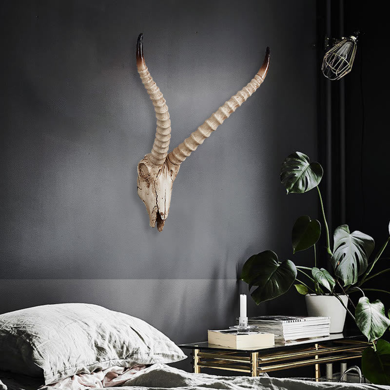 WorldNorse Resin Long Horn Animal Wall Sculpture