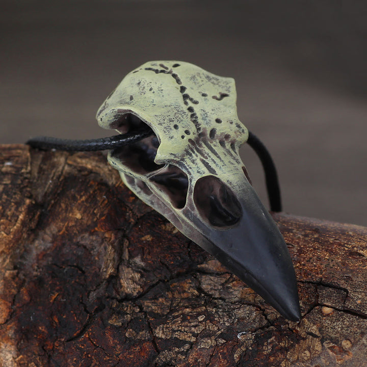 WorldNorse The Raven's Crow Skull Gothic Necklace