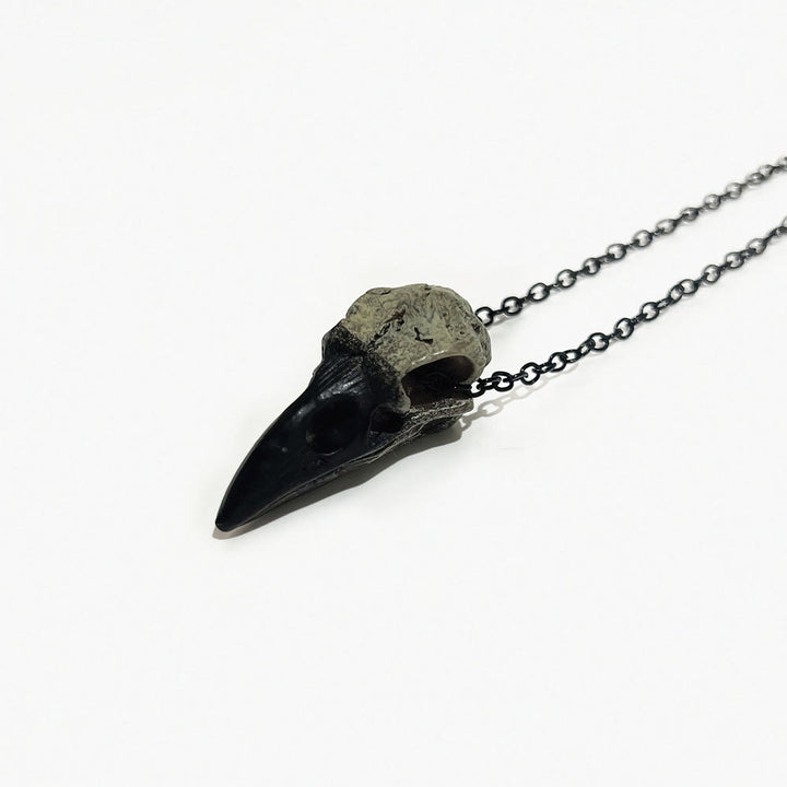 WorldNorse The Raven's Crow Skull Gothic Necklace