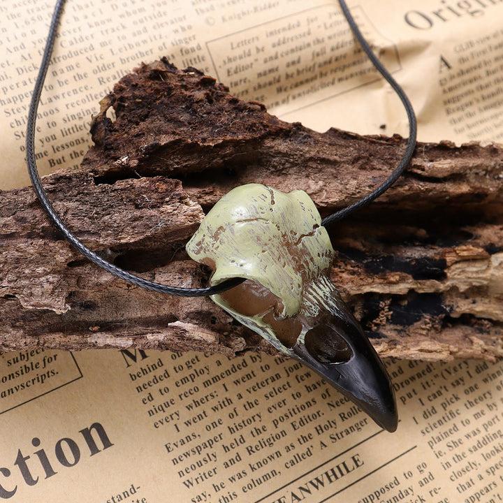 WorldNorse The Raven's Crow Skull Gothic Necklace