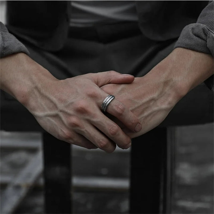 WorldNorse Hand Carved Leaf Pattern Ring