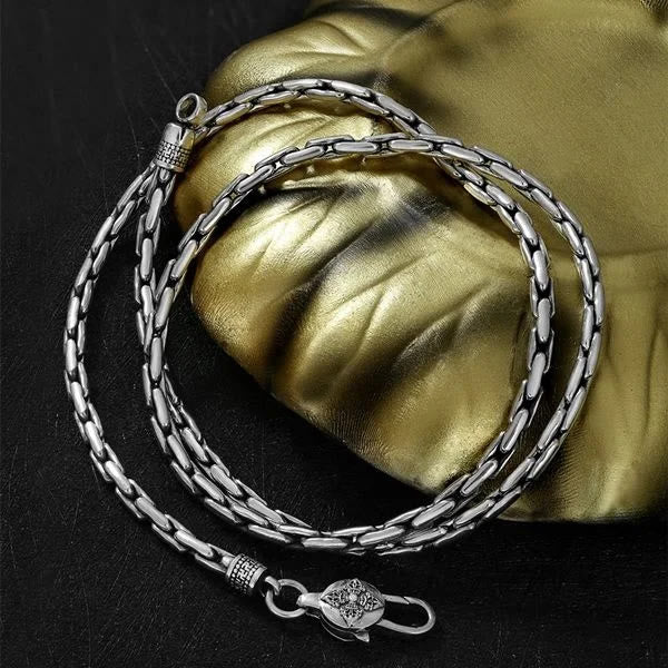 WorldNorse Vajra Byzantine Necklace - image 3