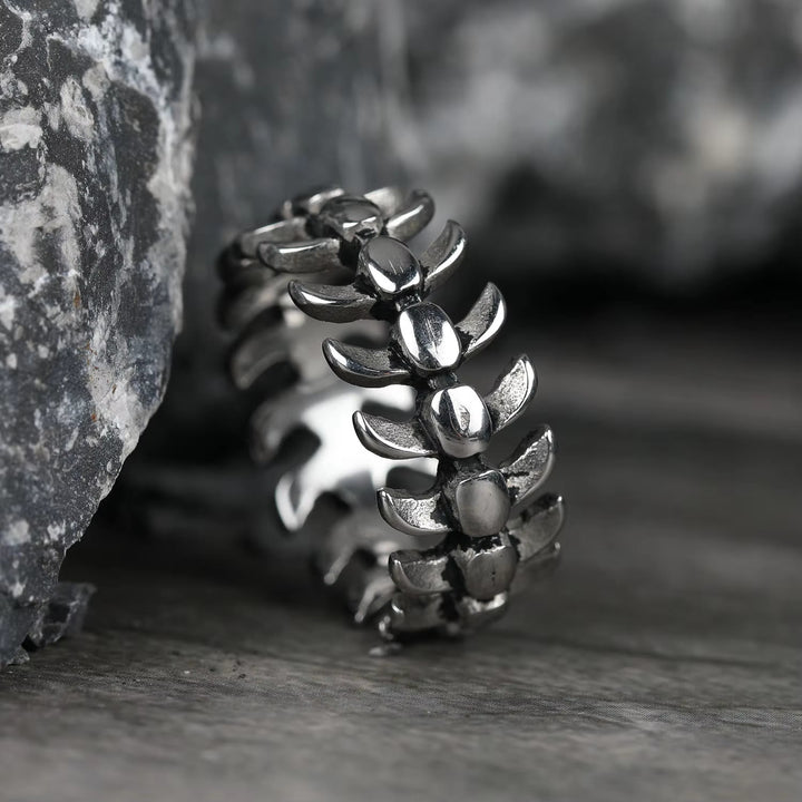 WorldNorse Gothic Retro Spine Fish Bone Ring