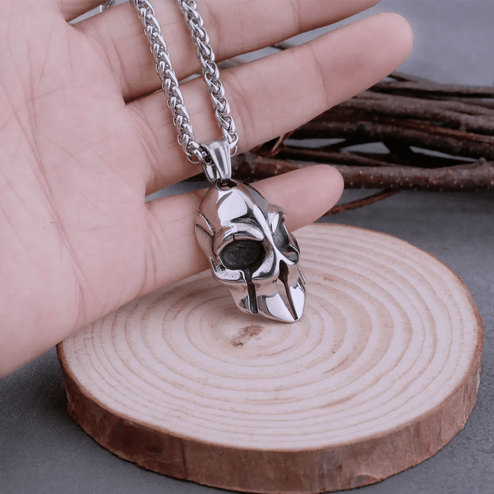 WorldNorse Power Warrior Helmet Mask Necklace