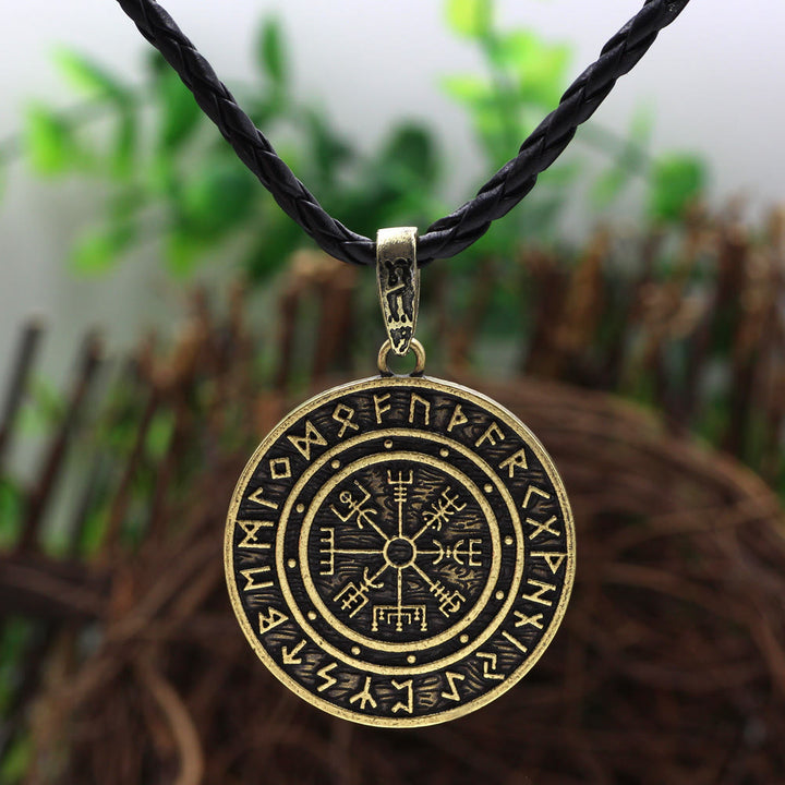 WorldNorse Vegvisir Rune Round Necklace