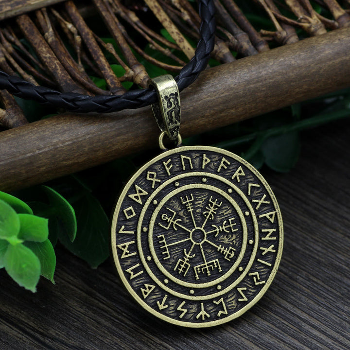 WorldNorse Vegvisir Rune Round Necklace