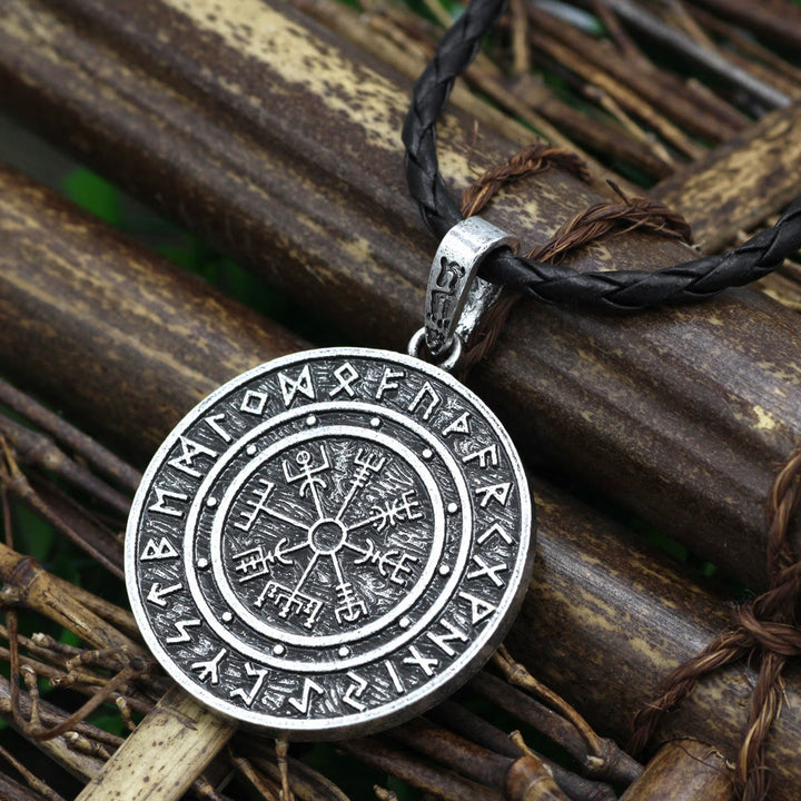 WorldNorse Vegvisir Rune Round Necklace