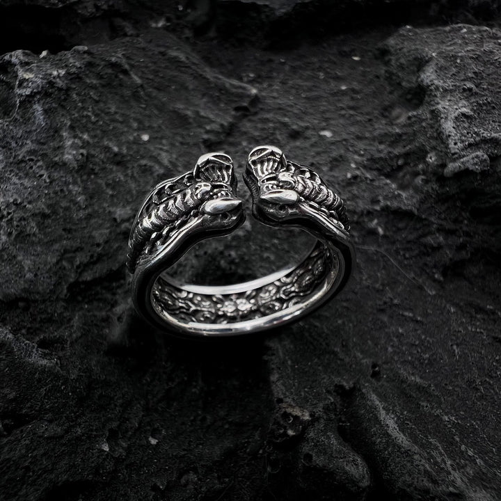 WorldNorse Scorpion Grip Carving Ring