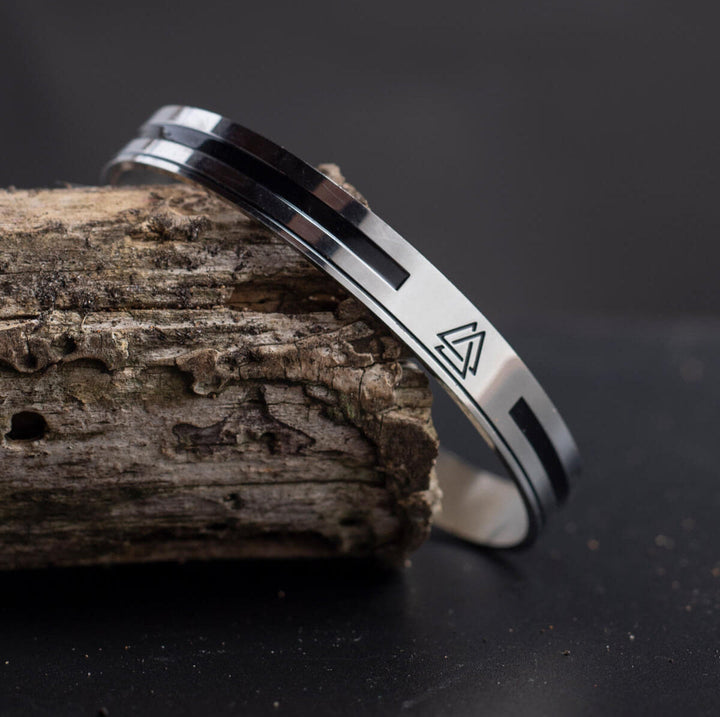 WorldNorse Odin's Triangle Valknut Bracelet