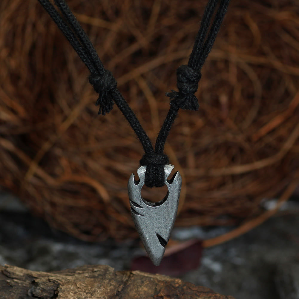 WorldNorse Unique Retro Arrowhead Necklace