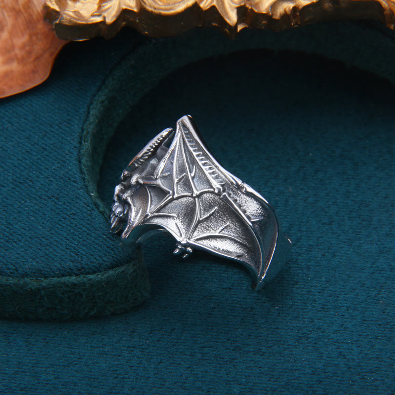 WorldNorse Vampire Skull Bat Ring