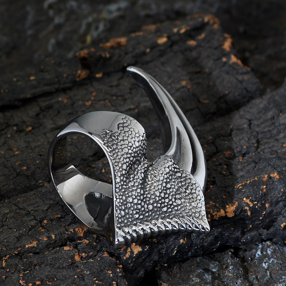 WorldNorse Norse Dragon Claw Ring