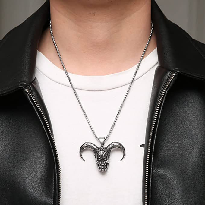 WorldNorse Demon Skull Horn Necklace