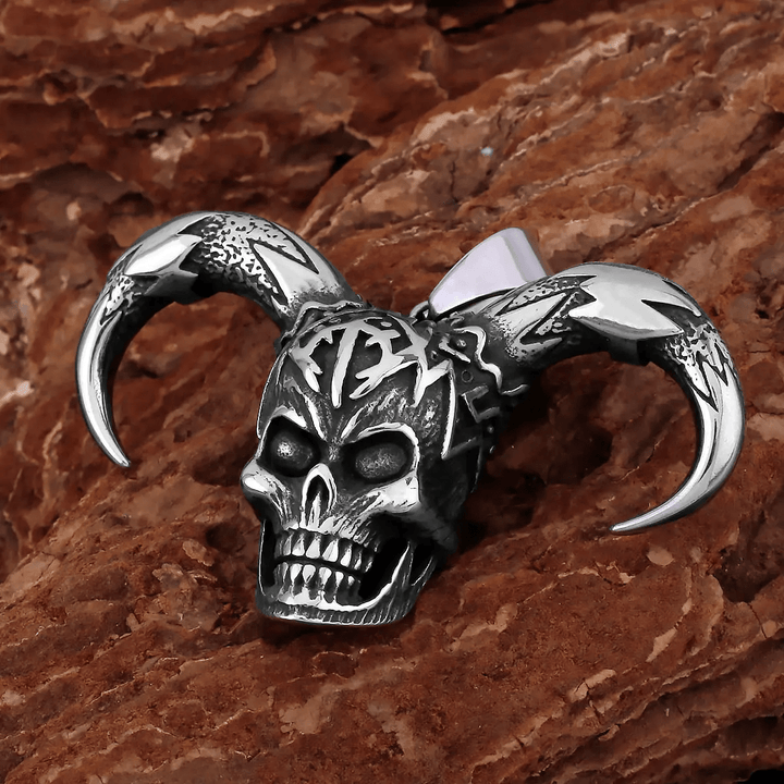 WorldNorse Demon Skull Horn Necklace