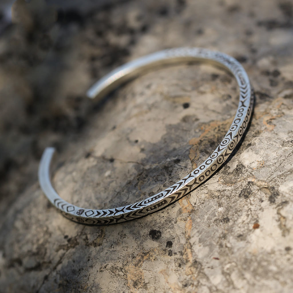 WorldNorse 925 Sterling Silver Simple Patterned Bracelet