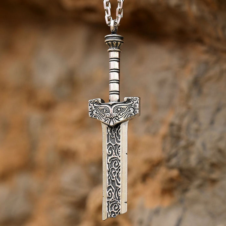 WorldNorse 925 Sterling Silver Broken Sword Necklace