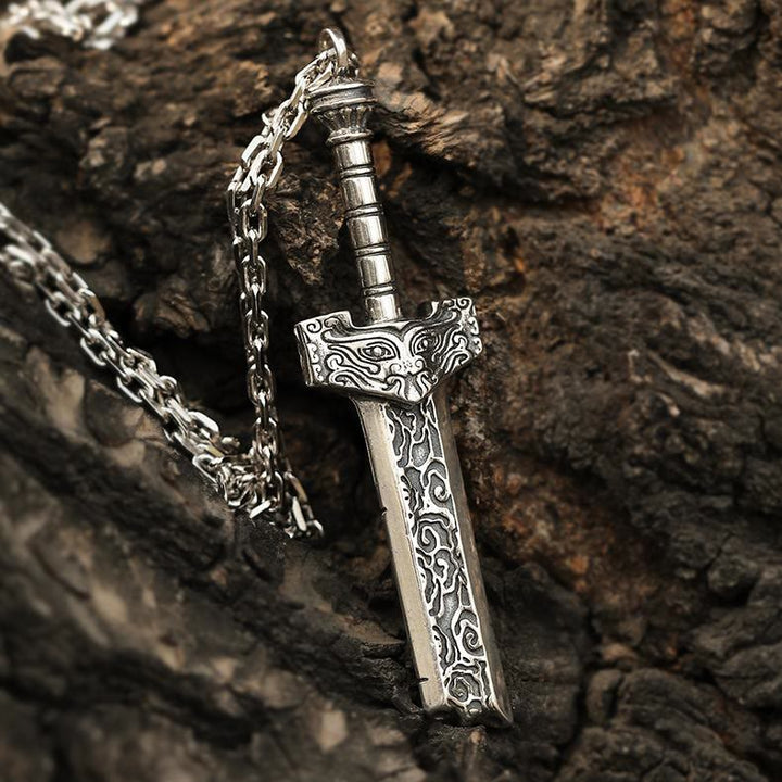 WorldNorse 925 Sterling Silver Broken Sword Necklace