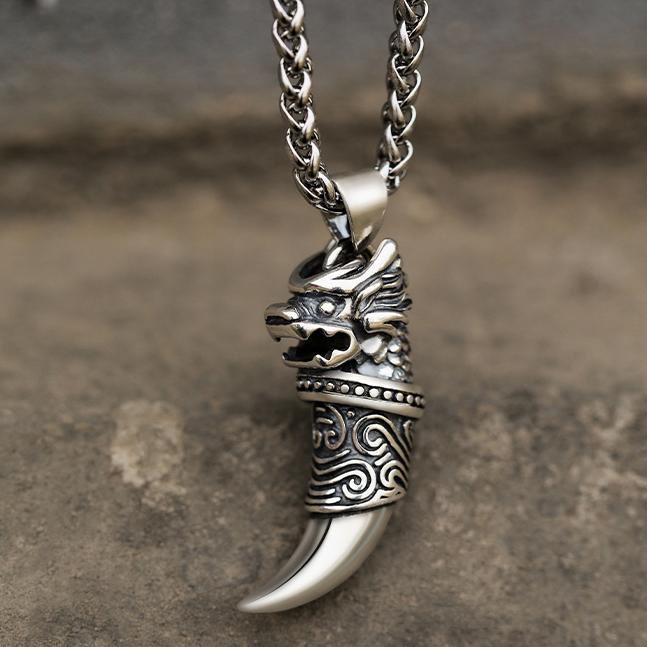 WorldNorse 925 Sterling Silver Dragon Wolf Tooth Necklace