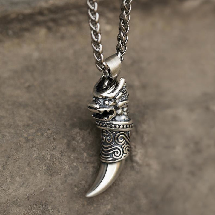 WorldNorse 925 Sterling Silver Dragon Wolf Tooth Necklace