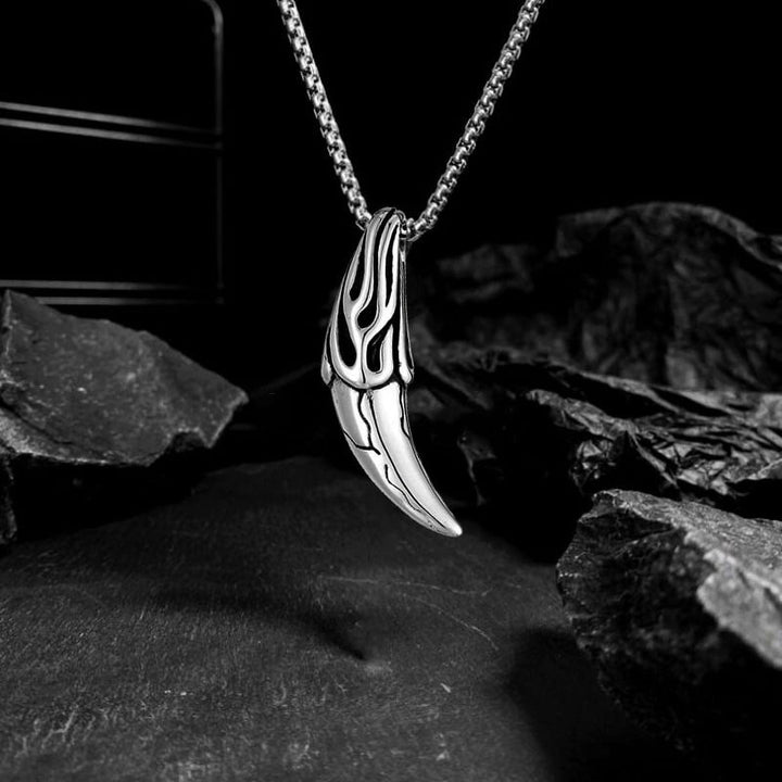 WorldNorse Vintage Wolf Tooth Necklace
