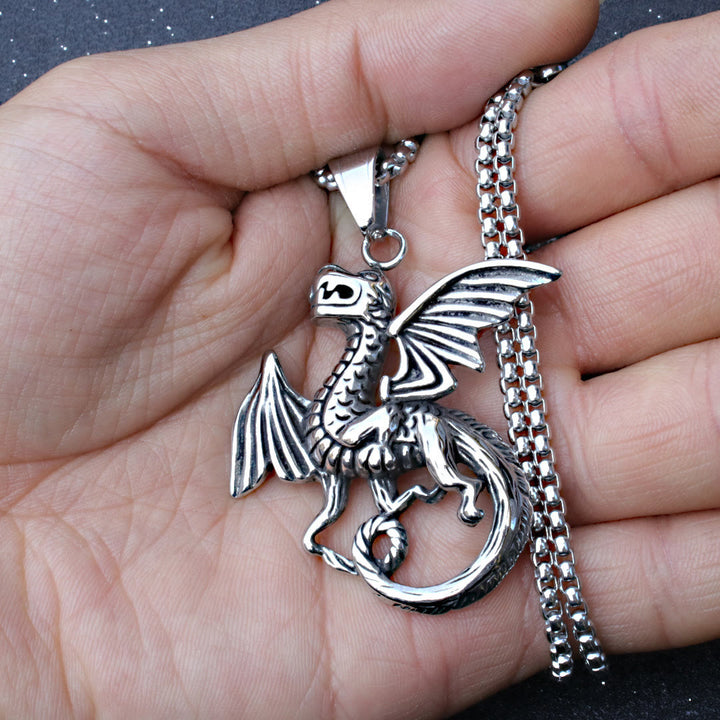 WorldNorse Dragon Fighter Flying Necklace