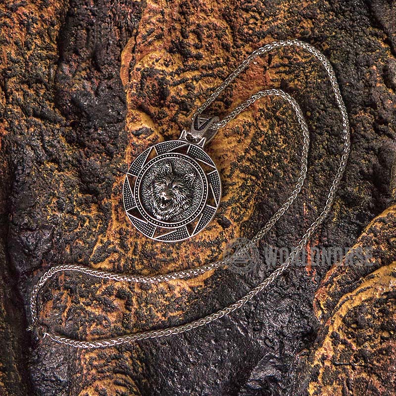WorldNorse Celtic Mythical Wolf Necklace - image 3
