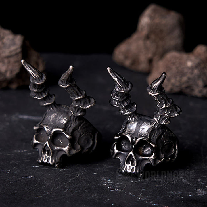 WorldNorse Skull Evil Long Horn Ring