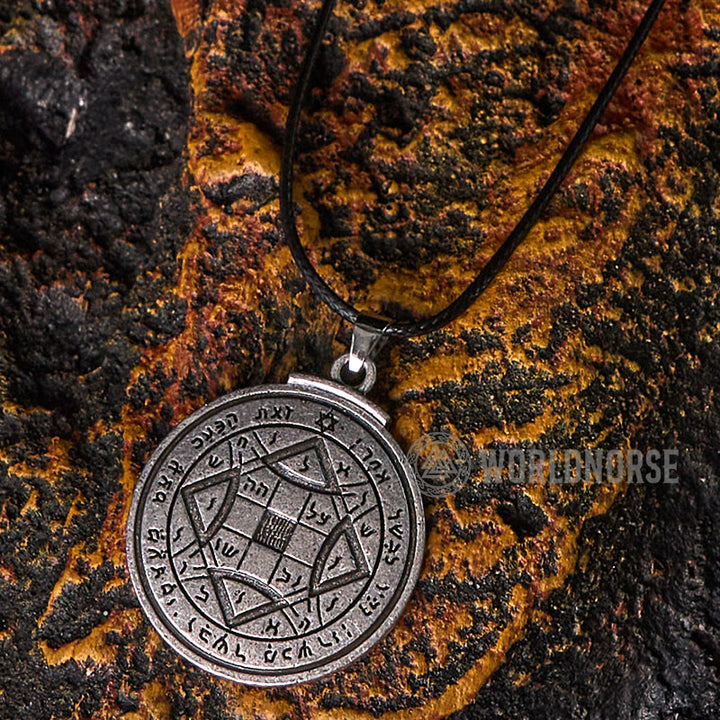 WorldNorse Solomon Amulet Of Power Honor Necklace