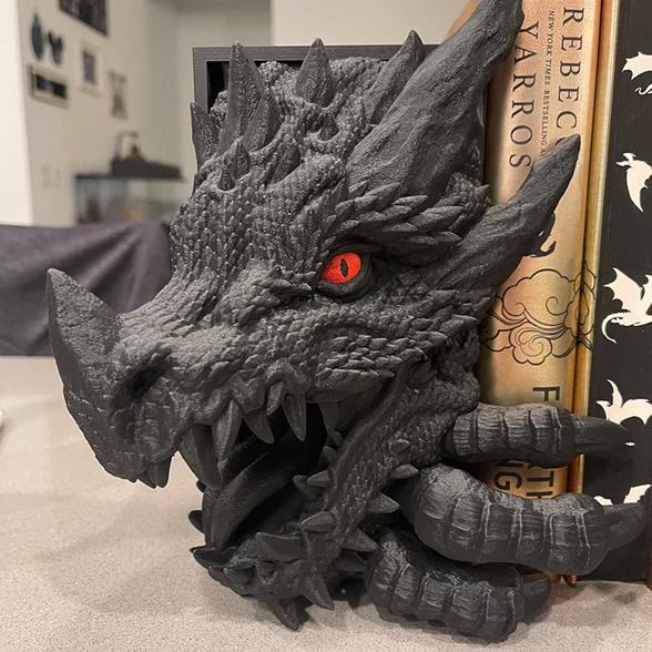 WorldNorse Resin Dragon Decorative Bookend