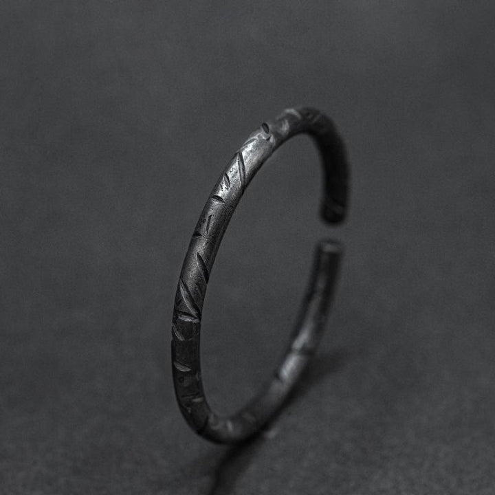 WorldNorse Retro Black Carving Bracelet