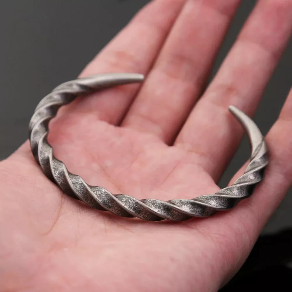 WorldNorse Norse Twisted Horn Bracelet