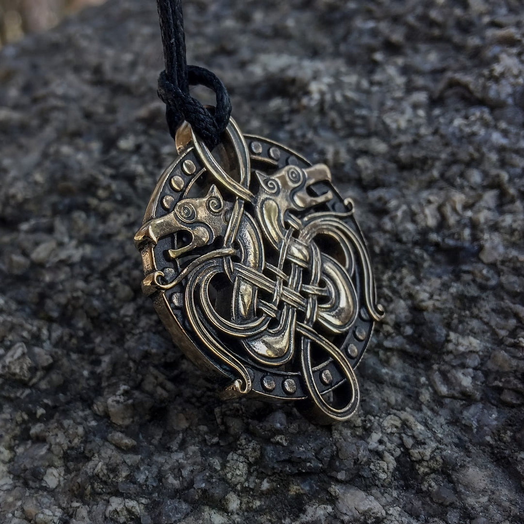 WorldNorse Double Wolf Head Pirate Necklace - image 1