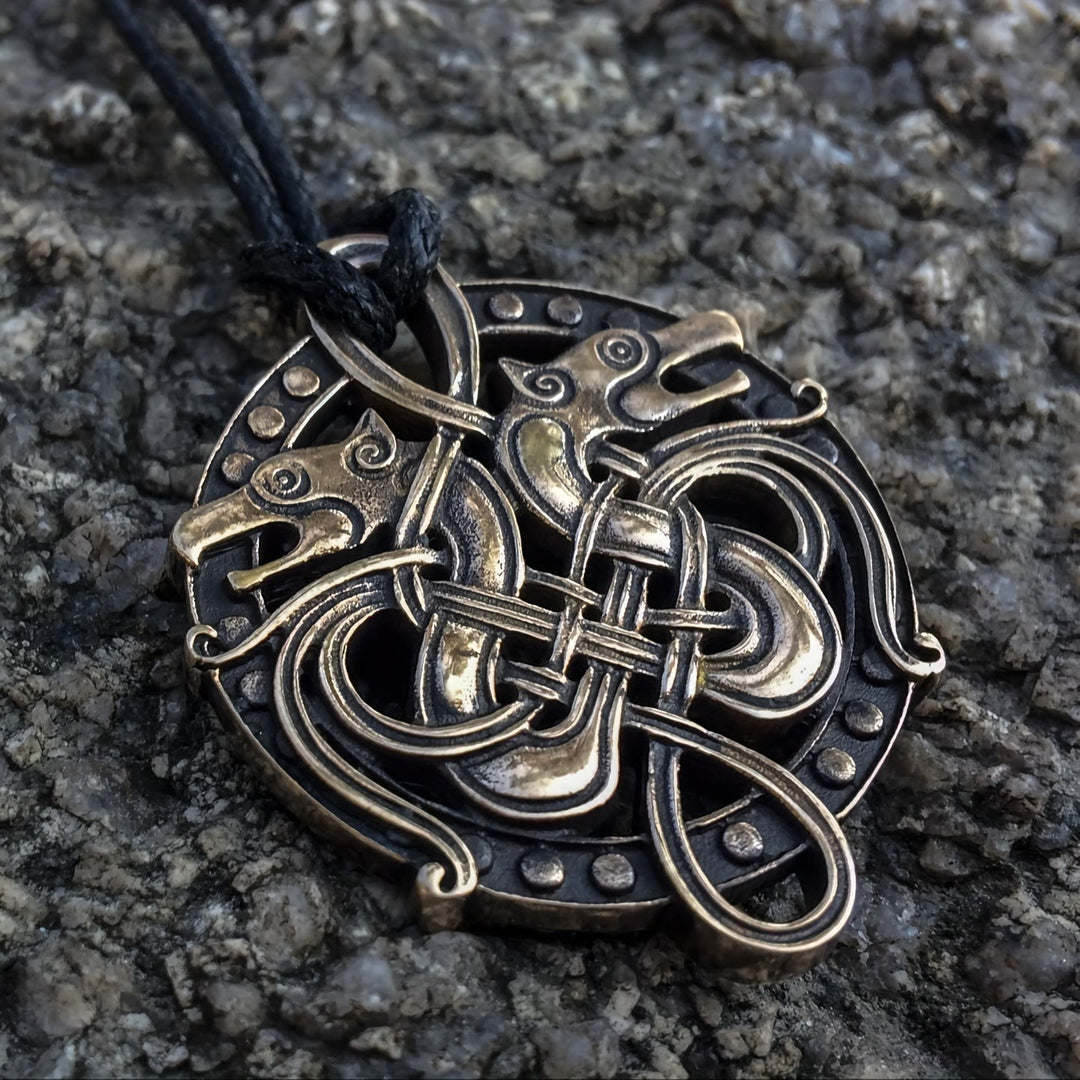 WorldNorse Double Wolf Head Pirate Necklace - image 4