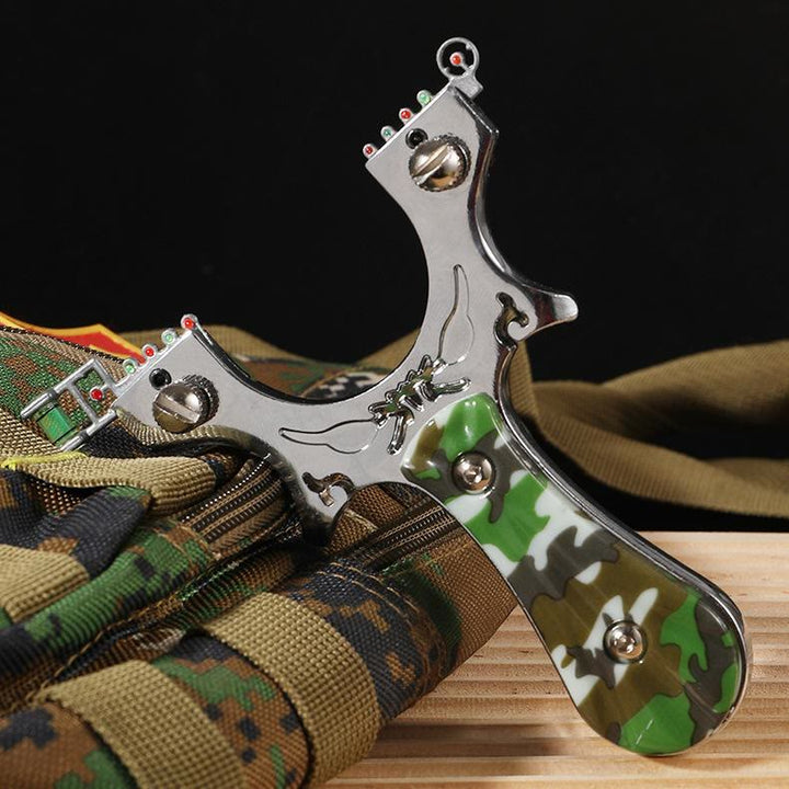 WorldNorse Demon Eyes Camouflag Slingshot