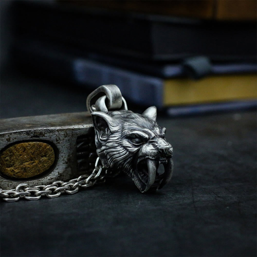 WorldNorse Fierce Saber-Tooth Tiger Necklace