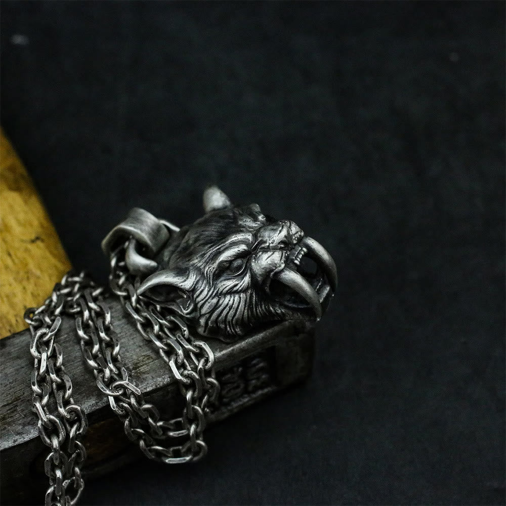 WorldNorse Fierce Saber-Tooth Tiger Necklace