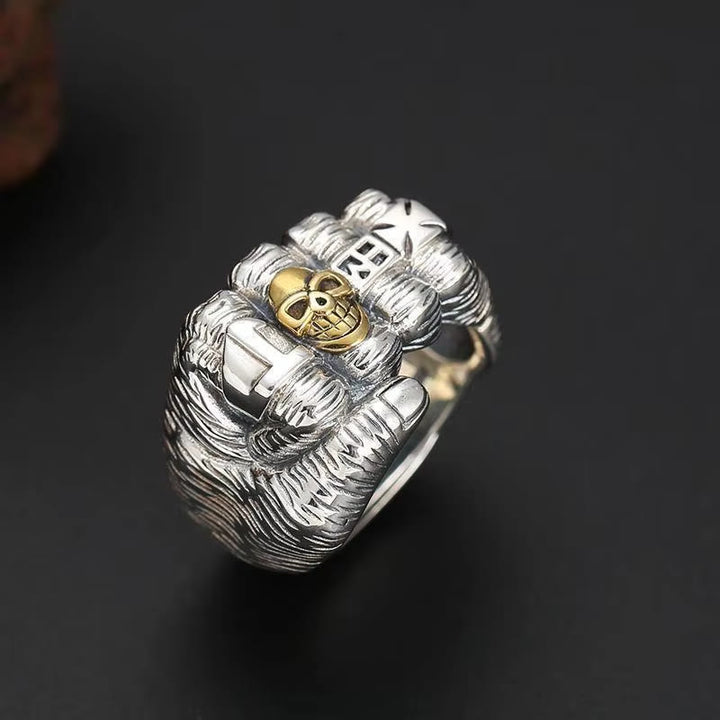 WorldNorse Creative Skull Fist Ring