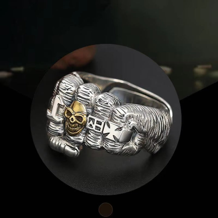 WorldNorse Creative Skull Fist Ring