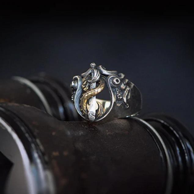 WorldNorse Creative Dragon Sword Warrior Ring