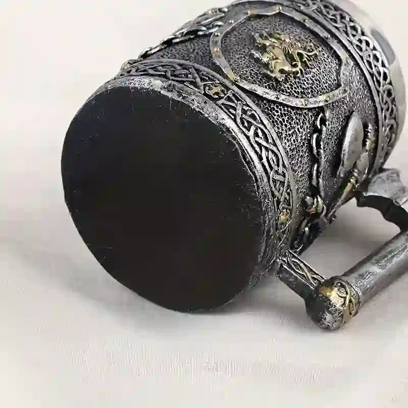 WorldNorse Medieval Viking Axe Lion Mug