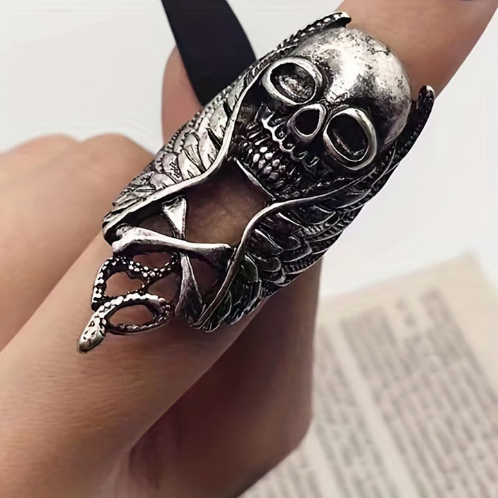 WorldNorse Punk Skull Feather Rock Ring