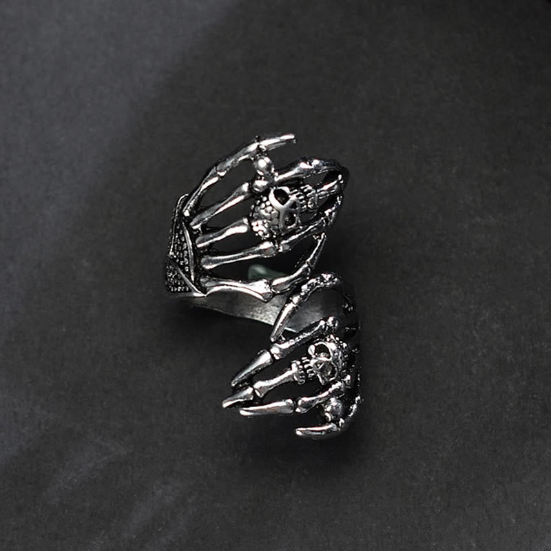 WorldNorse Dark Skull Double Hand Grab Ring